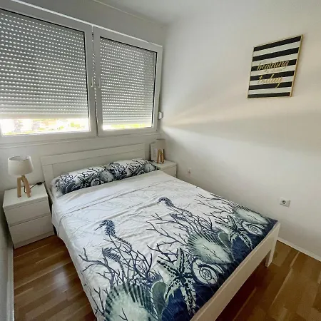 Masha With Free Parking Apartment *